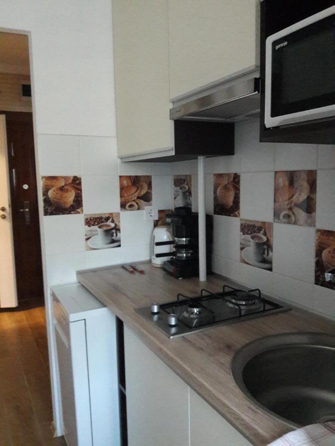 Stúdió+19 Apartman Kazincbarcika Exterior foto